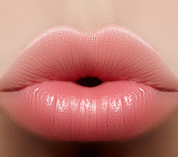 Semi permanent makeup lip blush